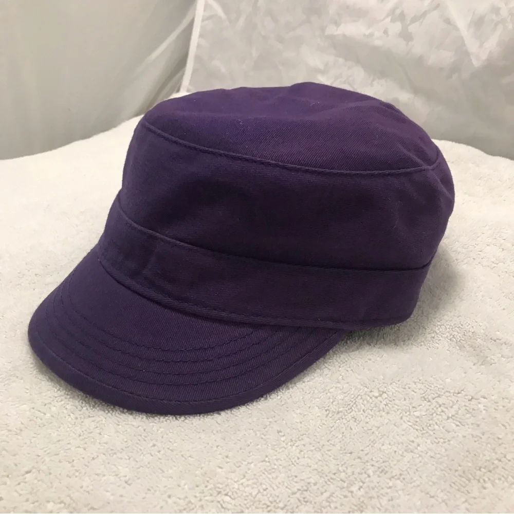 NFL Team Apparel - Minnesota Vikings Woman's Flat Top Football Cap